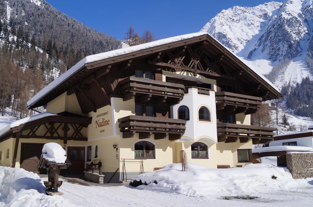 Appartementhaus Nadine レンゲンフェルト エクステリア 写真