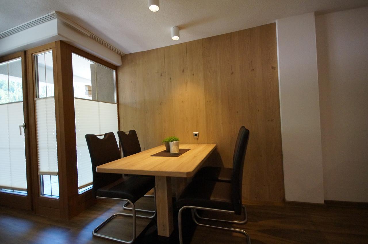Appartementhaus Nadine レンゲンフェルト エクステリア 写真
